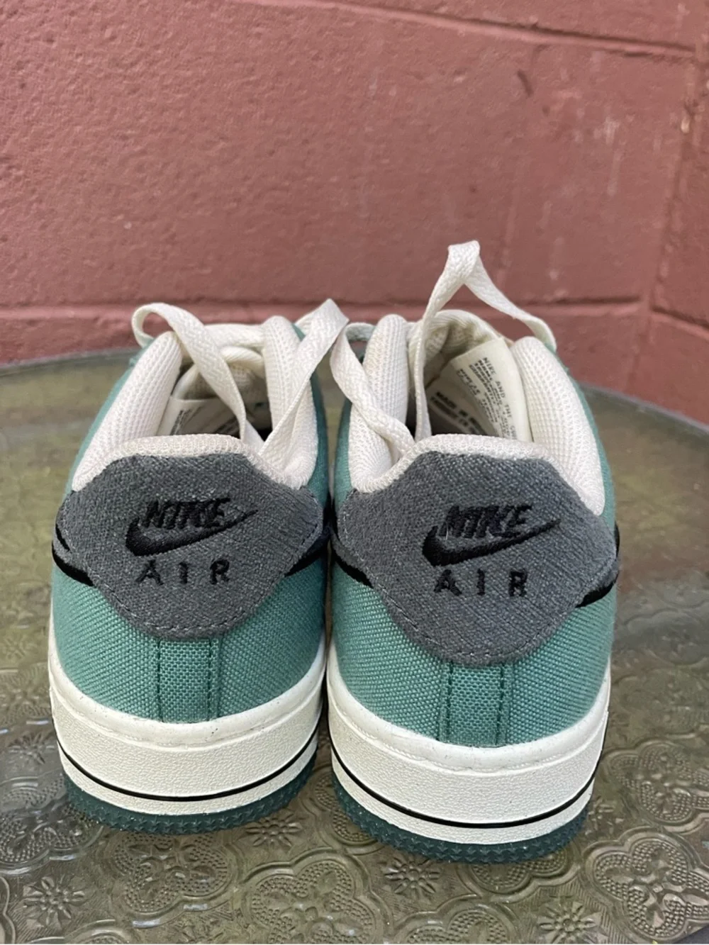 Nike Air Force 1 LV8 Shoes Size 3.5 Youth - Picture 6 of 15